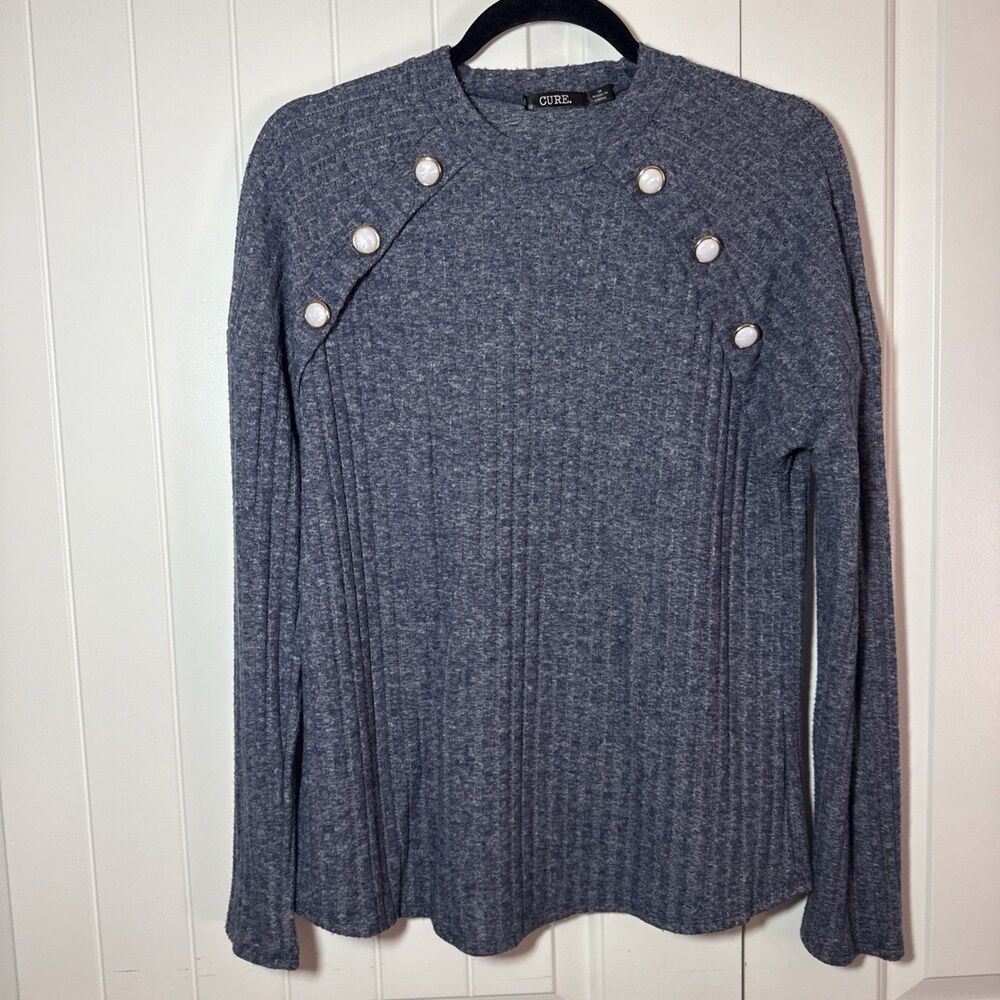 Cure Pearl Button Blue Sweater Too LS Sz M